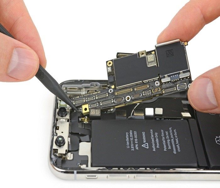تعمیر ایفون xr