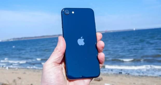 تعویض دوربین آیفون اس ای 2022 تعویض دوربین آیفون اس ای 2022